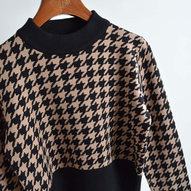 Knitwear manufactured by Belleza — Houndstooth Jacquard Pullover