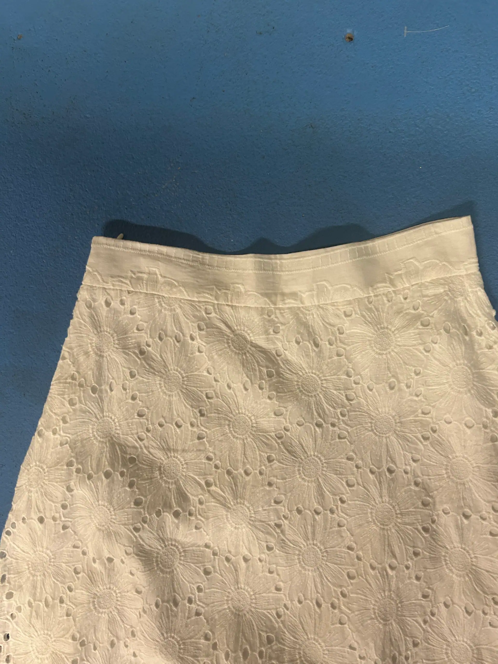 Cotton eyelet — fabric developed by Belleza